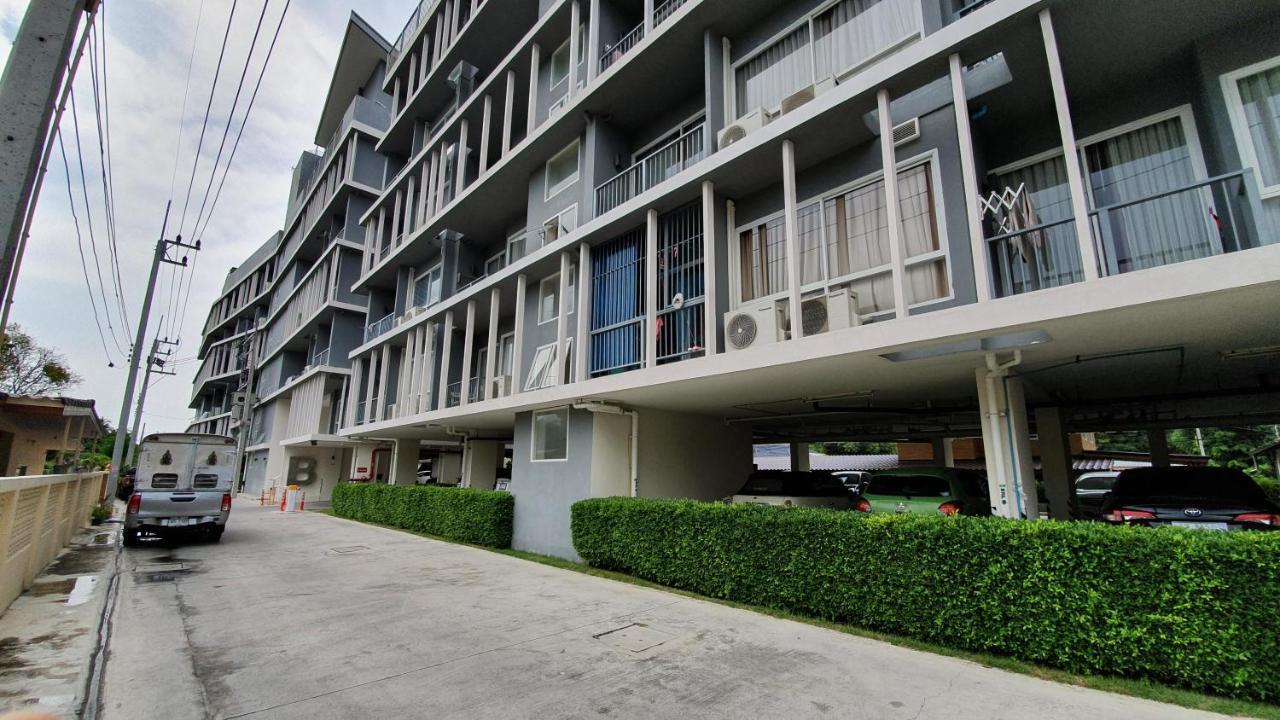 Apartament The Patio Bangsaen Zewnętrze zdjęcie